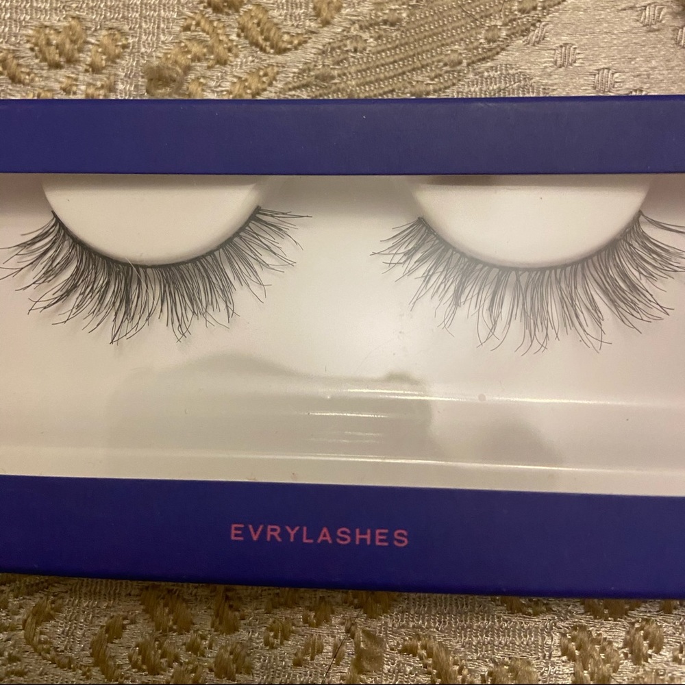 Evrylashes - Sunday Brunch - New
